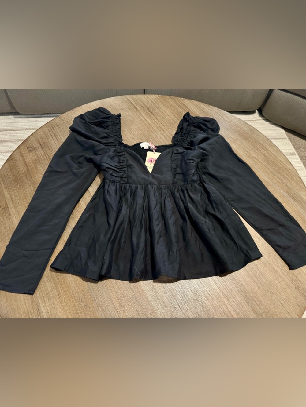 entro Black Ruffled Square-Neck Long-Sleeve Peplum Blouse